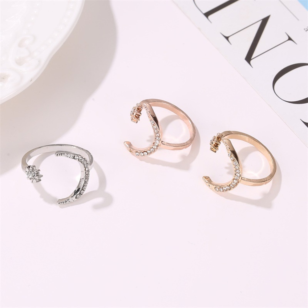 NWT🎉 Crescent Simple Opening Ring - Picture 2 of 7